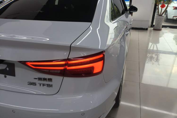 Used Audi A3 2019 Limousine 35 TFSI Ambition China V