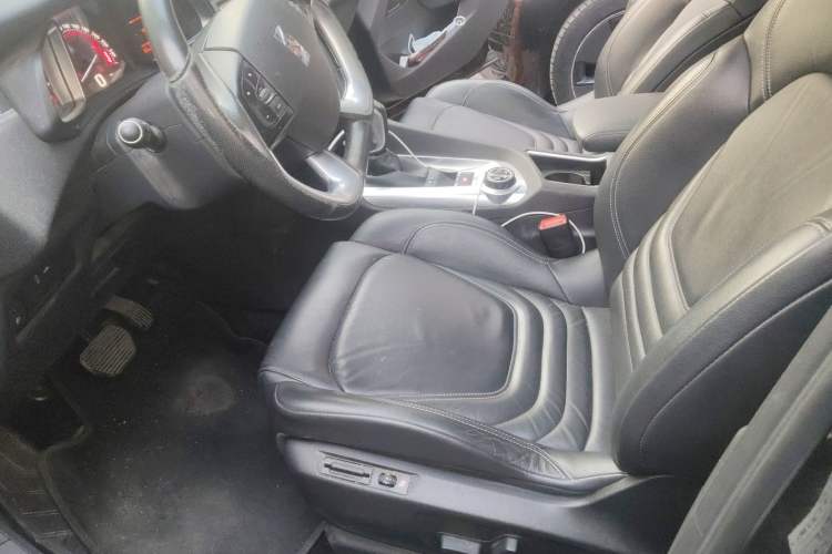 Used DS 6 2016 1.6T Luxury Edition THP160