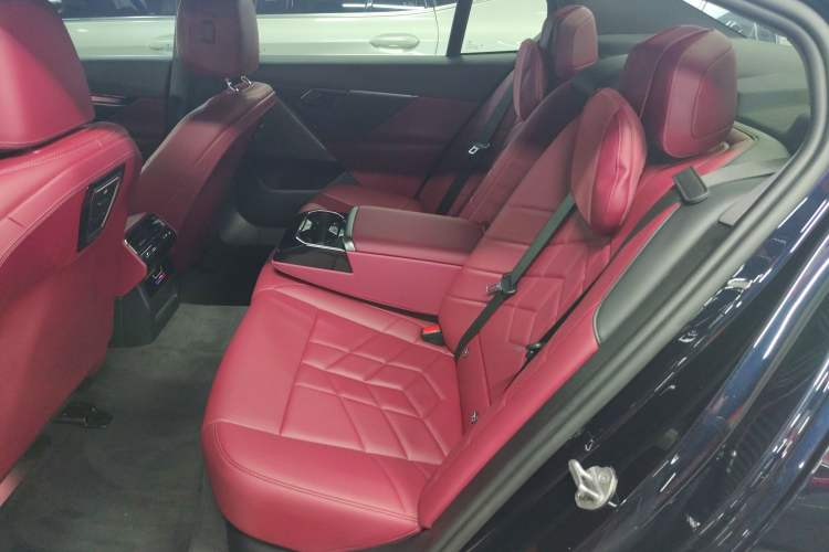 Used BMW i5 2024 eDrive 35L M Sport Package