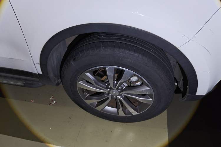 Used Geely Auto Emgrand X7 Sport 2016 2.0L Manual Smart Connect Version Right Front Wheel Hub