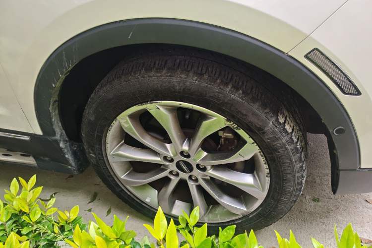 Used Lincoln MKC 2017 2.0T Two-Wheel-Drive Luxury Edition