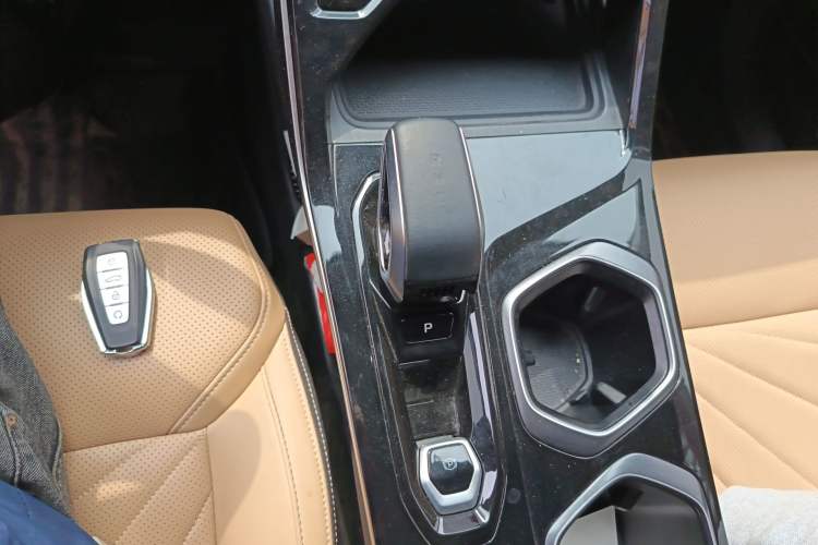Used Geely Auto FX11 2023 1.5TD DCT Prestige Edition
