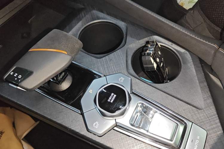 Used CHANGAN UNI-V 2022 1.5T Sport Edition