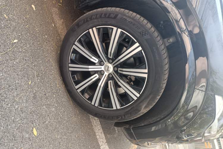 Used Volvo XC90 2023 B6 Zhiyi Luxury Edition 7-Seater
