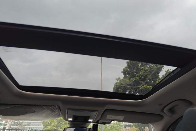 Used Honda Breeze 2023 240TURBO Two-Wheel-Drive Luxury Edition 5 Seats
