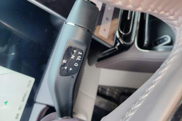 Used Leapmotor C11 2024 Range-Extended 300 Luxury Edition