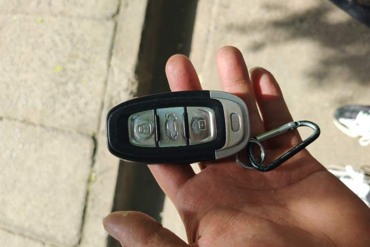 Used Hongqi H7 2015 1.8T Luxury Model