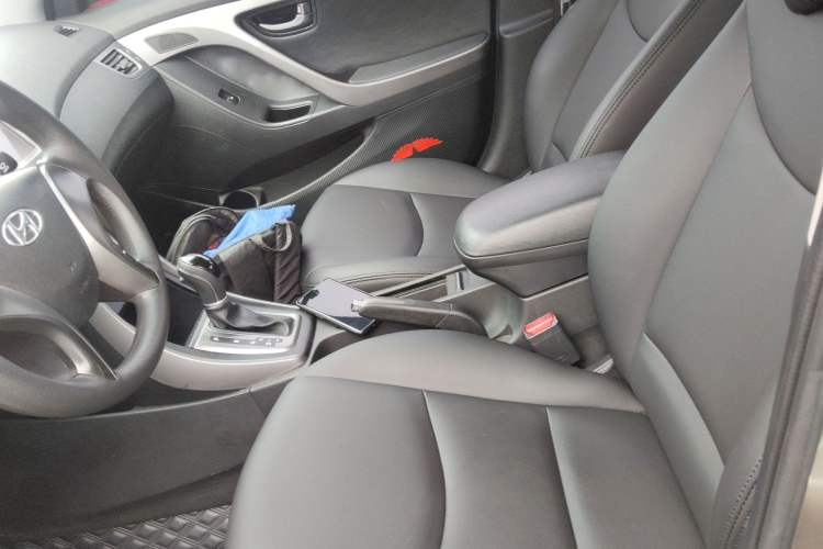 Used Hyundai Elantra (5th Generation / Langdong) 2015 1.6L Automatic Fashion Model Left Front Seat