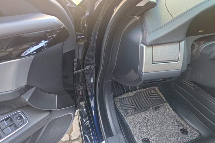 Used Jaguar XFL 2020 XFL 2.0T P200 Two-Wheel-Drive Elite Edition Driver Seat