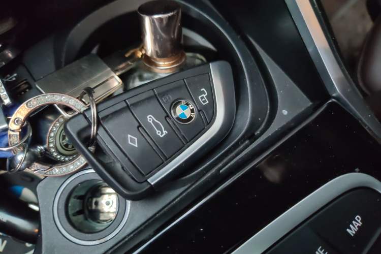 Used BMW 3 Series 2022 320i Sport Package
