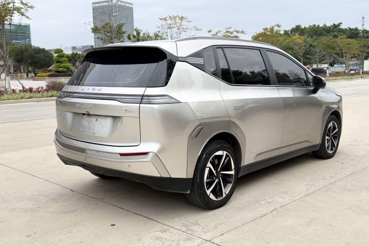 Used AION Y 2023 Younger Star Edition