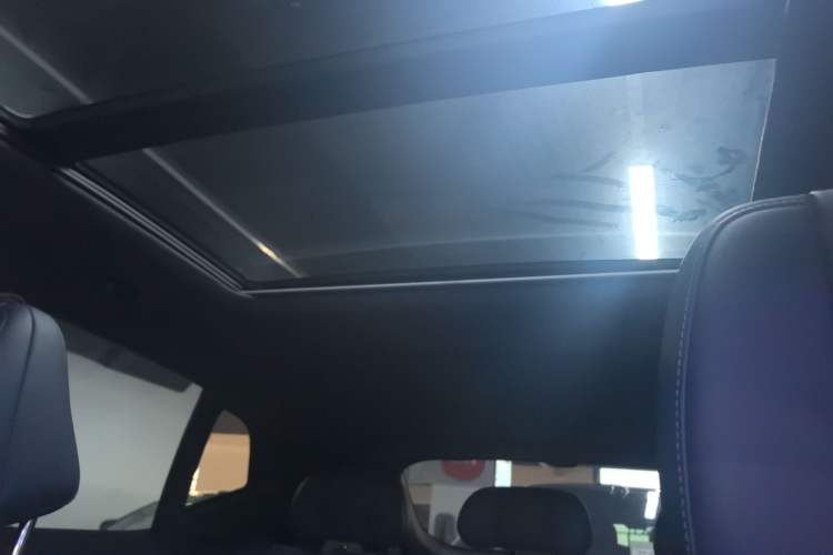 Used VOYAH COURAGE 2024 Four-Wheel Drive Global Edition Headliner