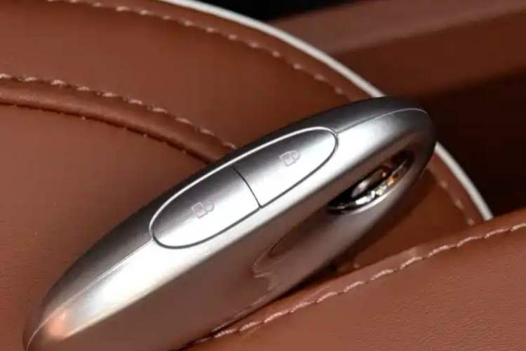 Used VOYAH FREE 2024 Ultra-Long Range Intelligent Driving Version Vehicle Key