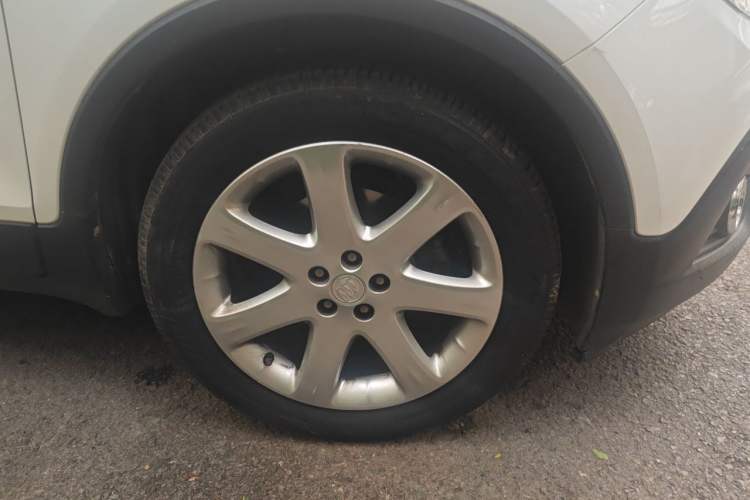 Used Buick Encore 2015 1.4T Automatic Two-Wheel Drive Urban Elite Version
