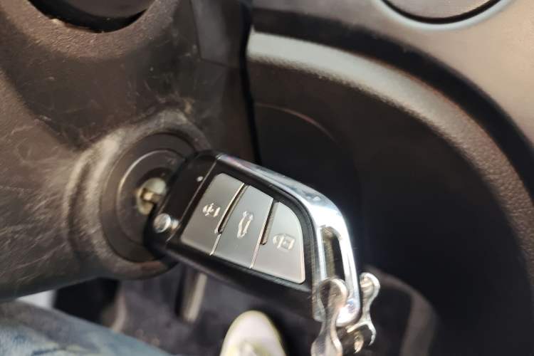 Used GAC Trumpchi GA3S Vision 2014 1.6L Automatic Luxury ESP Version
