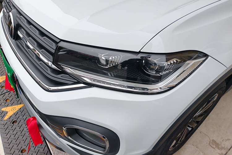 Used Volkswagen Tacqua 2023 200TSI DSG Joy-Connect Edition
