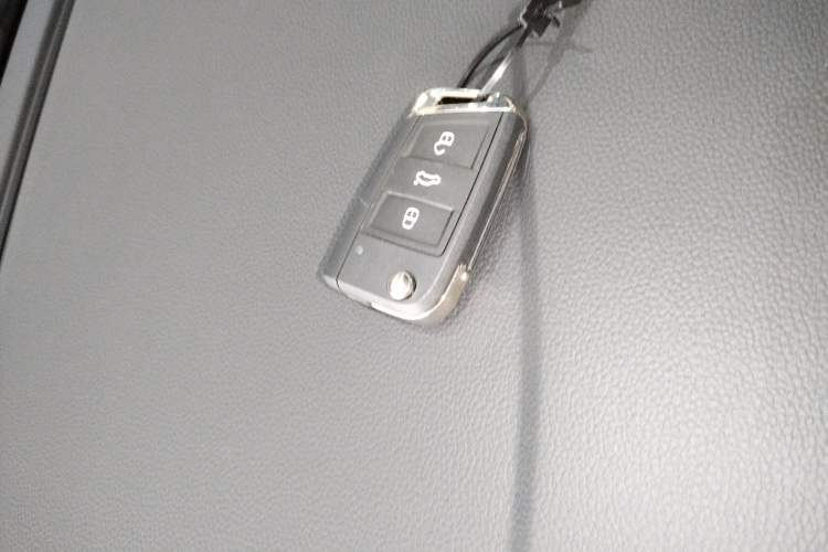 Used Volkswagen Passat 2026 Model, Outstanding 380TSI Xingkong Longteng Edition
