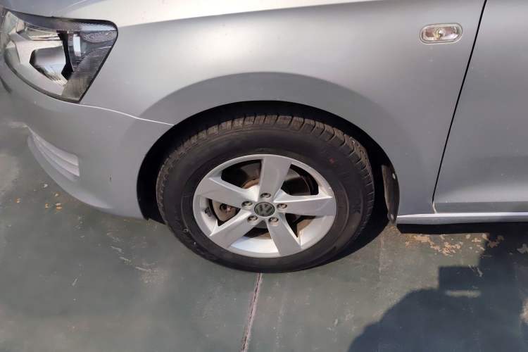 Used Volkswagen Santana 2015 1.4L Manual Fashion Edition
