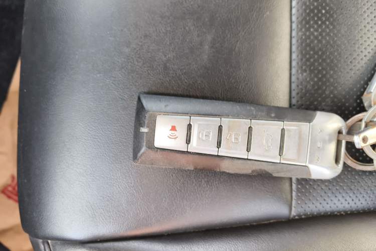 Used Wey VV5 2017 2.0T Ultra-Luxury Version
