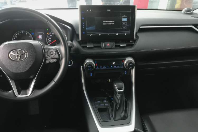 Used Toyota Wildlander 2022 2.0L CVT Two-Wheel Drive Luxury PLUS Edition Audio And AC Panel