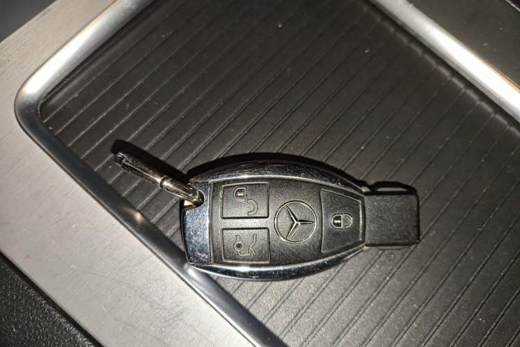 Used Mercedes-Benz GLK-Class 2015 GLK 300 4MATIC Fashion Edition Ultimate Version
