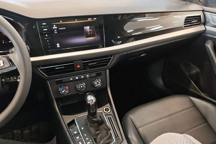 Used Volkswagen Lavida 2021 1.5L Automatic Comfort Edition
