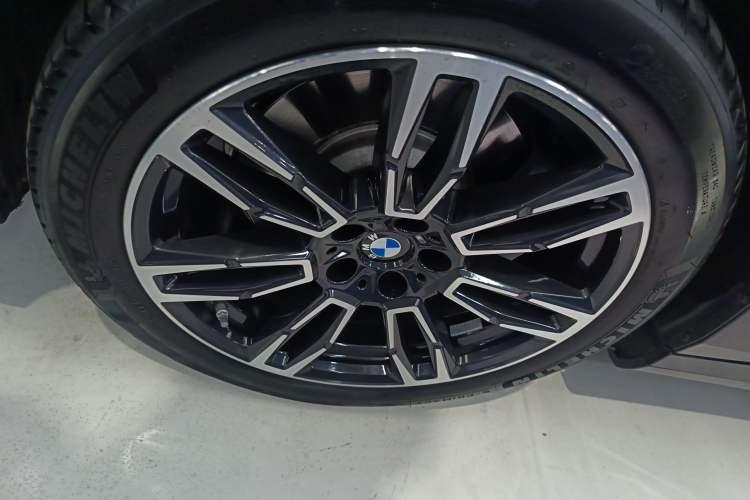 Used BMW 5 Series 2025 530Li Leading Model M Sport Package
