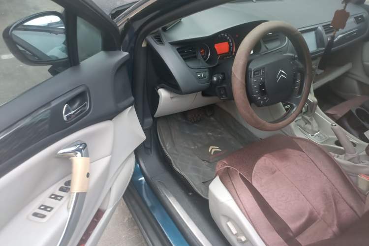 Used Citroen C5 2012 2.0L Automatic Luxury Edition Driver Seat