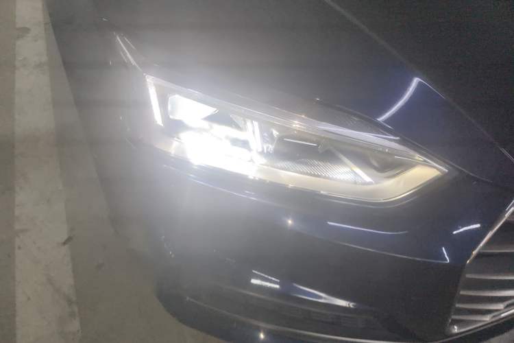 Used Audi A5 2019 Coupe 40 TFSI Fashion Edition China V Emission Standard Right Front Headlight