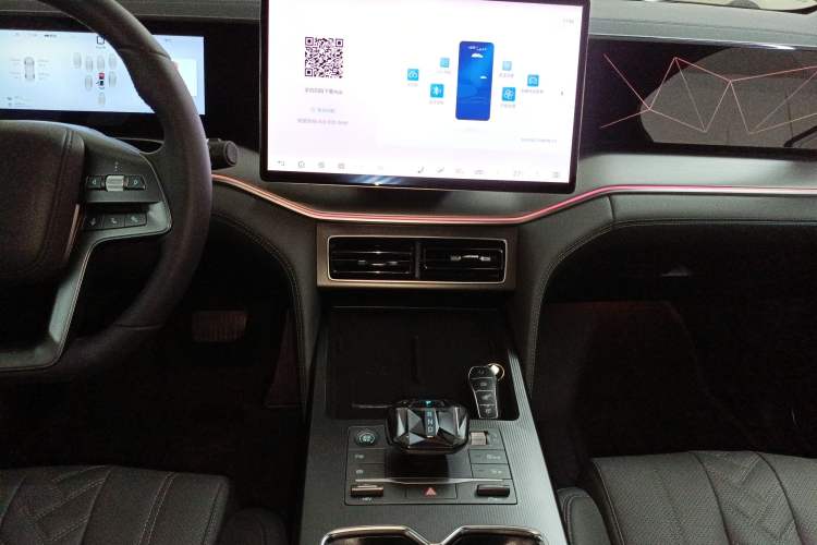 Used BYD Song L DM-i 2025 Intelligent Driving Version 160 km Beyond-Range Type Audio And AC Panel