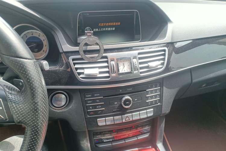 Used Mercedes-Benz E-Class 2015 Restyled E 260 L Sport Edition Audio And AC Panel