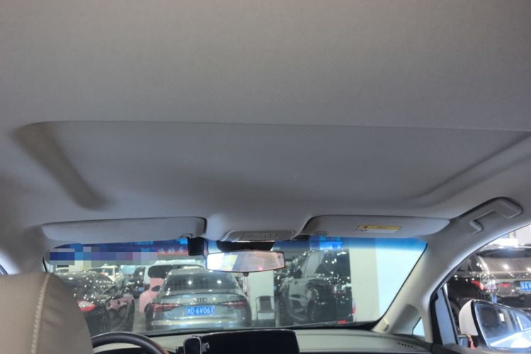 Used Buick GL8 2023 Land Executive Class Smart Enjoyment Model