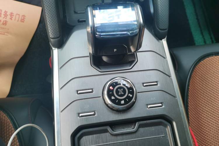 Used JETOUR Traveler 2023 2.0T All-Wheel Drive Conquer PRO Gear Lever