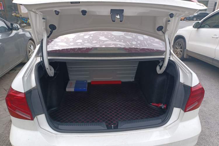 Used Volkswagen Jetta 2017 1.5L Automatic Fashion Model
