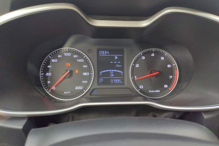 Used MG ZS 2017 1.5L Automatic Elite Edition Instrument Cluster