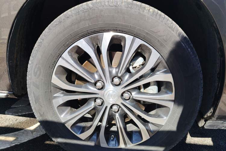 Used Buick GL8 2023 Land Executive Class Smart Enjoyment Model