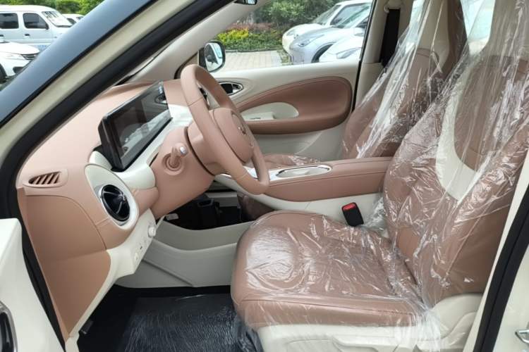 Used Wuling Bingo 2025 333 km Enjoyment Version Left Front Seat