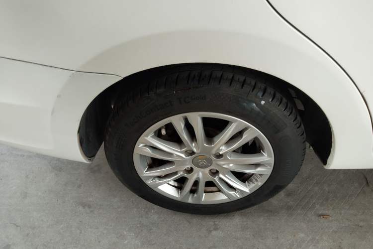 Used Haima M3 2016 1.5L Manual Comfort Model with Sunroof