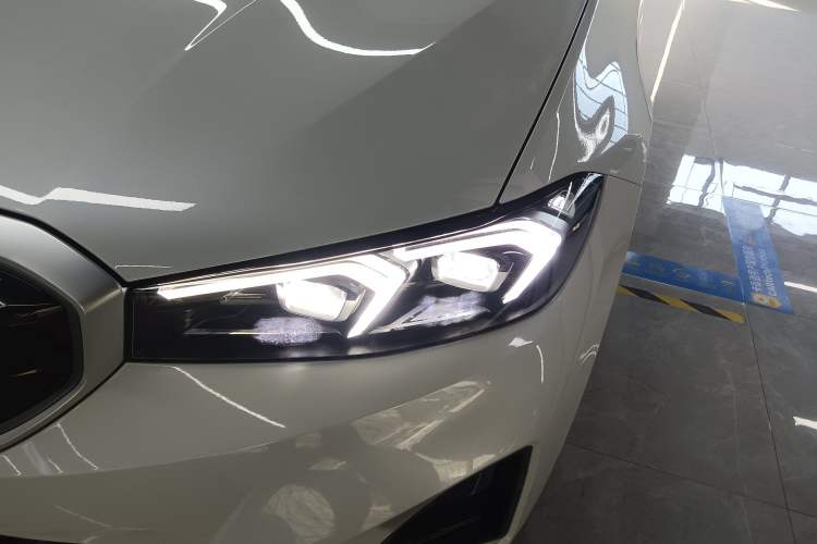 Used BMW i3 2024 eDrive 35 L
