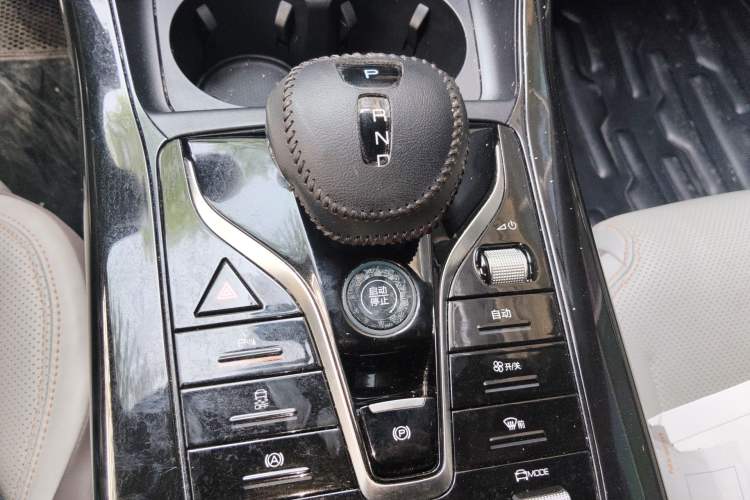 Used BYD Qin PLUS 2023 Champion Edition DM-i 55KM Leading Model Gear Lever