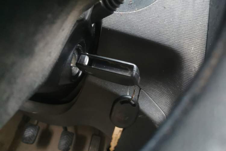 Used Wuling Hongguang 2016 1.5L S Comfort Version
