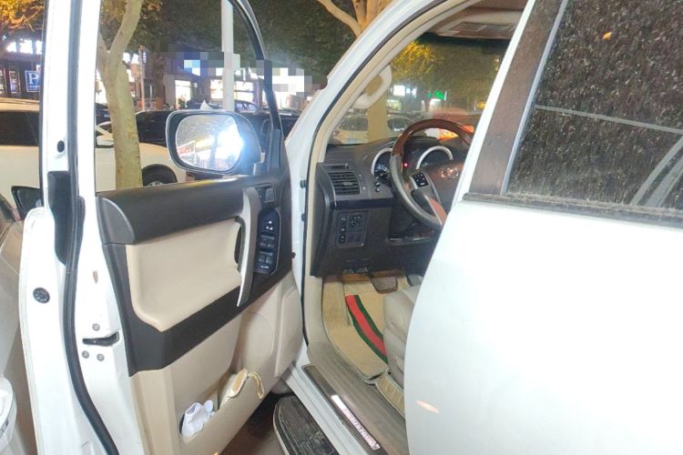 Used Toyota Prado 
