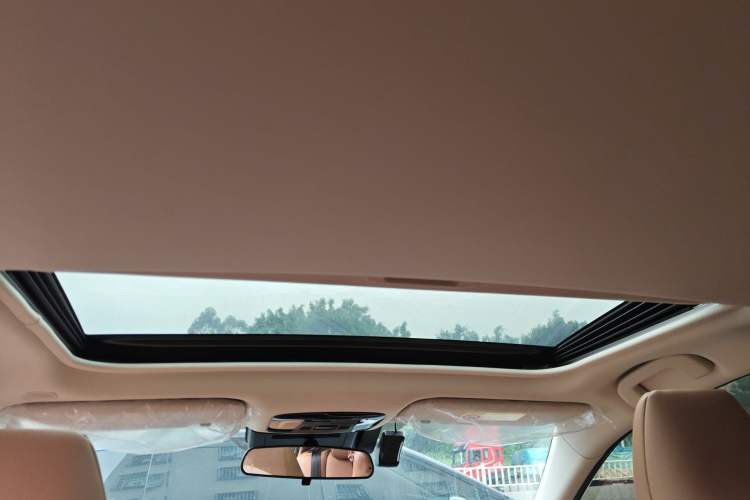 Used Toyota Camry 2026 Model 2.0GVP Luxury Edition Headliner