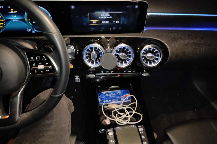 Used Mercedes-Benz A-Class 2019 A 200 Dynamic Edition Audio And AC Panel