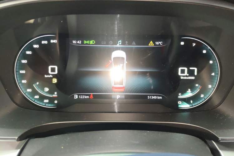 Used Roewe iMAX8 2022 400TGI Celebration Edition
