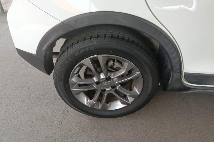 Used Geely Auto Vision X3 2020 1.5L Manual Luxury Edition
