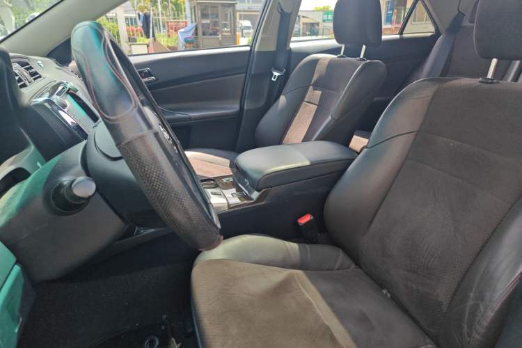 Used Toyota Reiz 2013 2.5V Shangrui Navigation Edition Left Front Seat