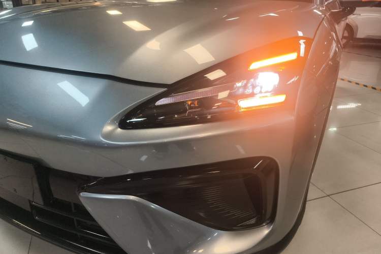 Used Baojun Yunhai 2024 140km Plug-in Hybrid Version
