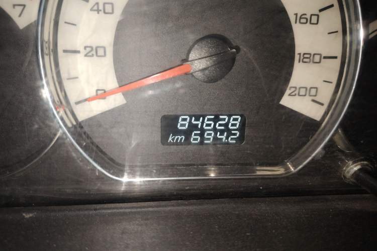Used Wuling Hongguang 2014 1.2L S Comfort Model China IV Odometer Close Up