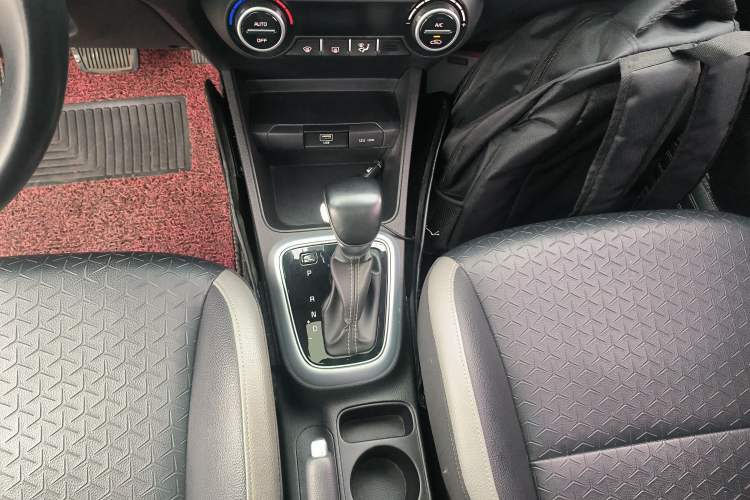 Used Kia kx1 Stonic 2019 1.4L Automatic Fun Edition China V Standard
